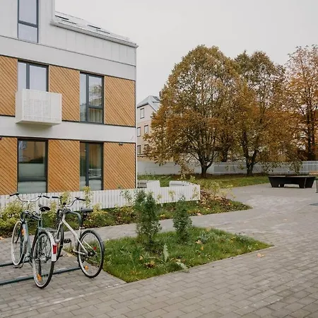 New Studio In The City Center Near Bus Station With Parking تالين
