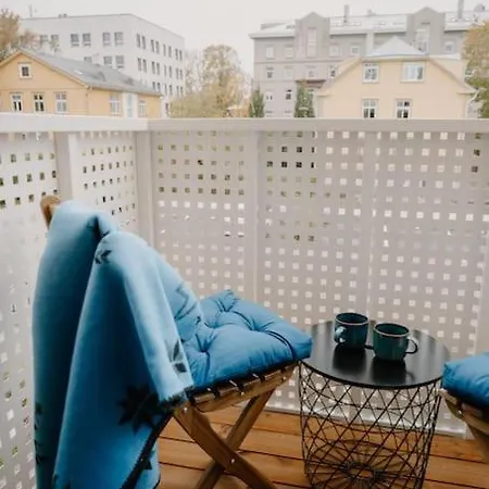 New Studio In The City Center Near Bus Station With Parking Apartment *